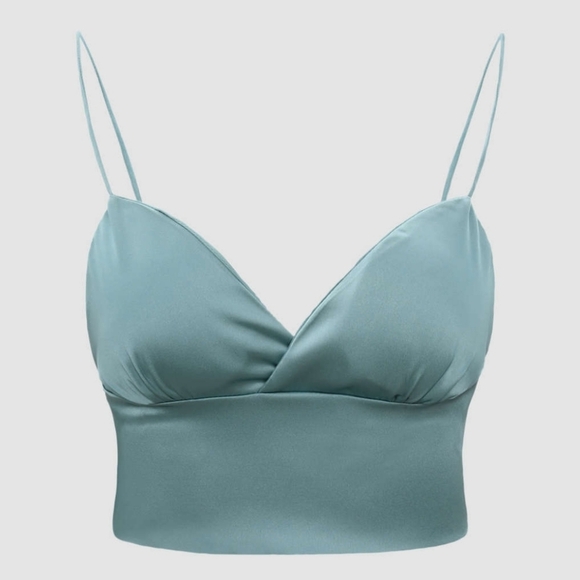 Cider SOLID SATIN SHIRRED TANK TOP in Baby Blue Size Size Large - Picture 3 of 10